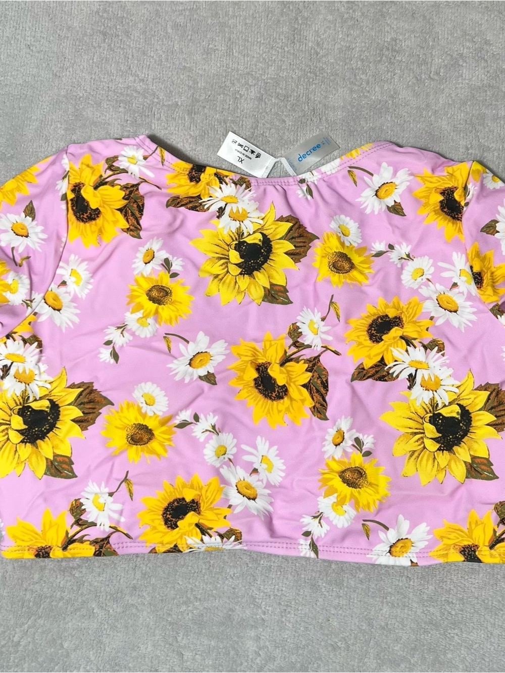 NWT!! Decree Women’s Pink Crop Top V Neck Front Drawstring Size XL. Retail $30 - Picture 3 of 8